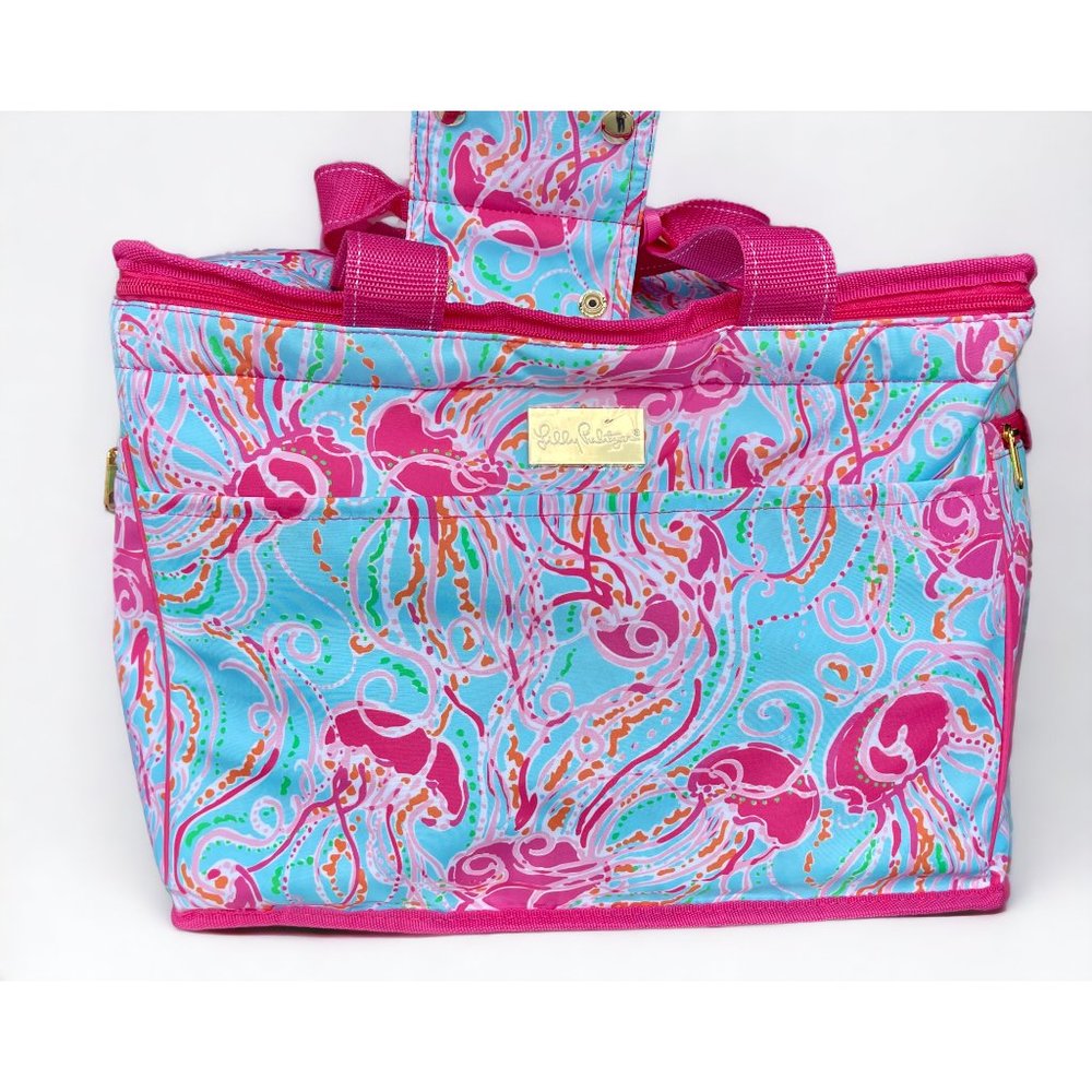 Lilly Pulitzer Beach Cooler “Jellies Be Jammin'” Print - Picture 3 of 3